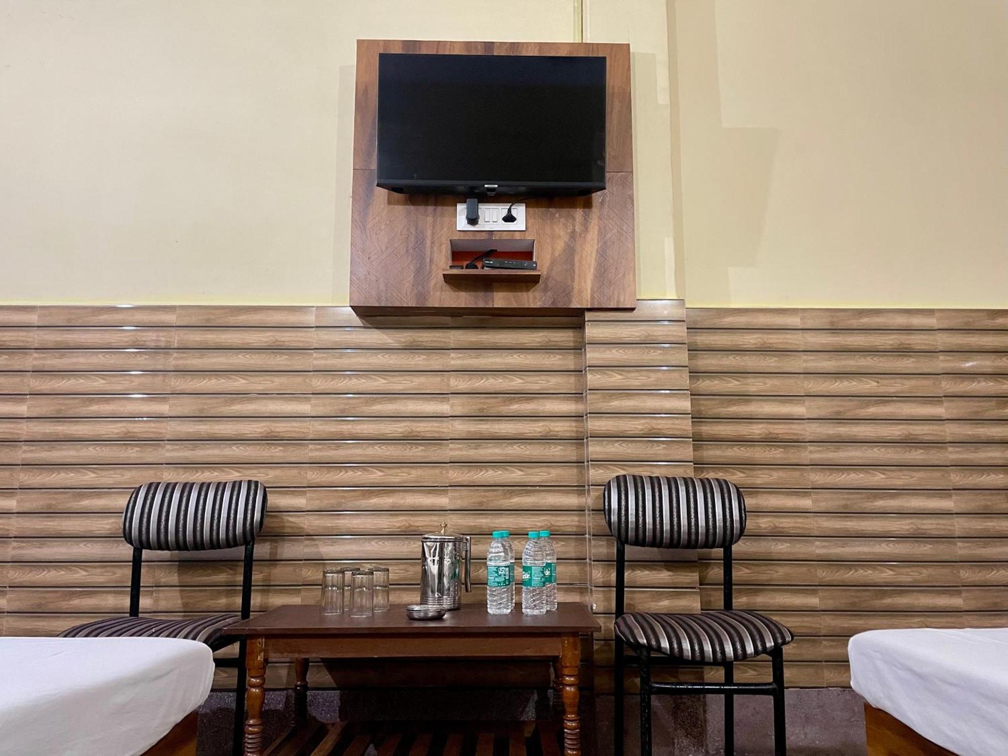 Hotel Raj Siliguri Eksteriør billede